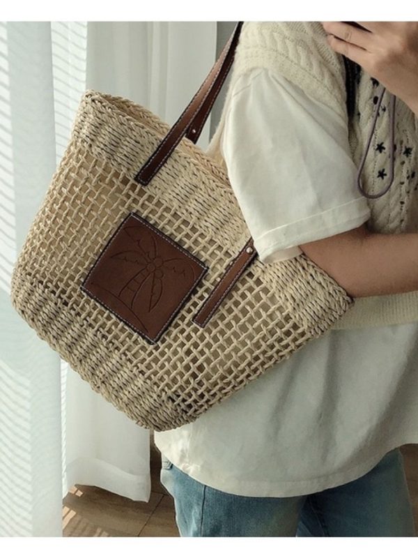 Thinly Woven Sedge Handbag With Leather Strap