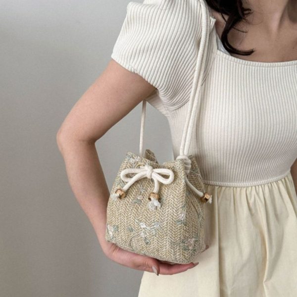 Fashionable Summer Handmade Braided Straw Bag for Women